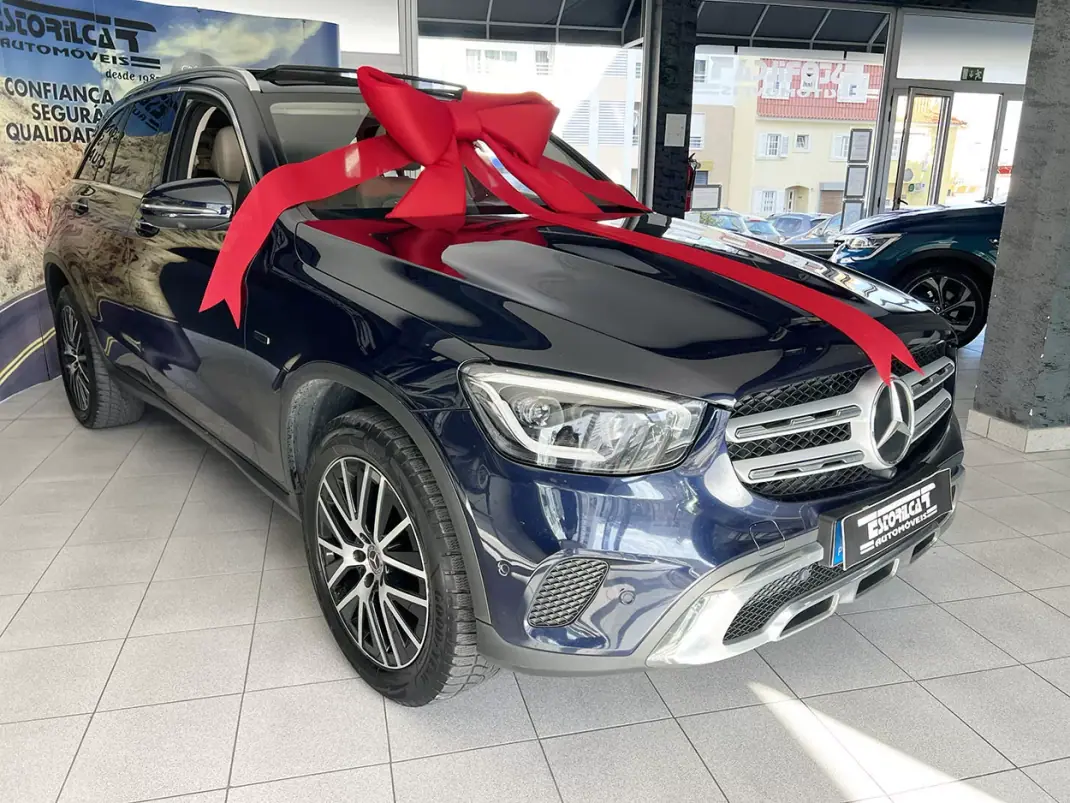 Mercedes-Benz GLC 300 2021 - 39900 EUR, 116839 km - AUTO.MOTO.pt - 116839km - foto 2 de 22