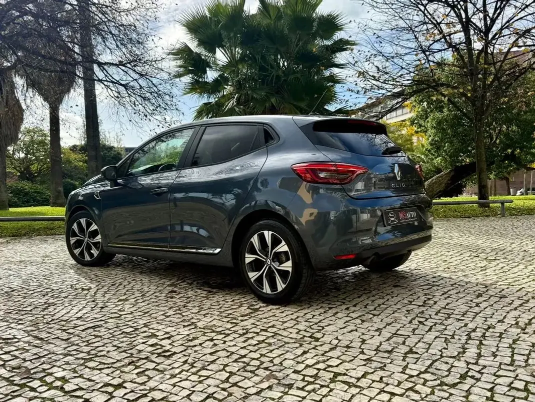 Renault Clio 2022 - 14790 EUR, 78950 km - AUTO.MOTO.pt - 78950km - foto 18 de 36