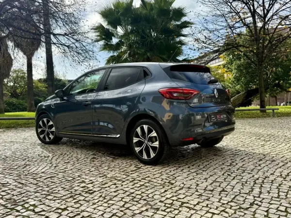 Renault Clio 2022 - 14790 EUR, 78950 km - AUTO.MOTO.pt - 78950km - foto 18 de 36