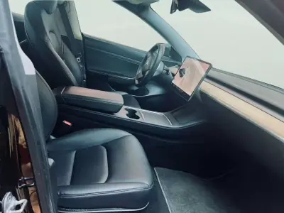 Tesla Model 3 2022 - 28500 EUR, 39200 km - AUTO.MOTO.pt - 39200km - foto 12 de 22