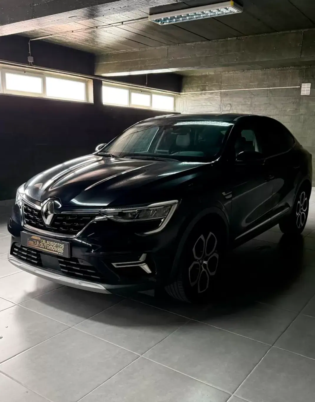 Renault Arkana 2023 - 20500 EUR, 65700 km - AUTO.MOTO.pt - 65700km - foto 3 de 15