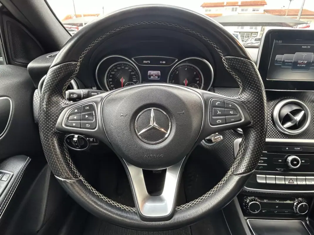 Mercedes-Benz A 180 2016 - 16750 EUR, 201775 km - AUTO.MOTO.pt - 201775km - foto 6 de 23