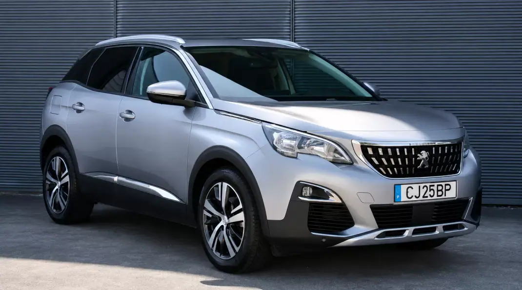 Peugeot 3008 2016 - 16250 EUR, 118234 km - AUTO.MOTO.pt - 118234km - foto 1 de 30