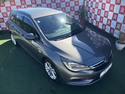 Opel Astra Sports Tourer 2019 — foto 6 de 22
