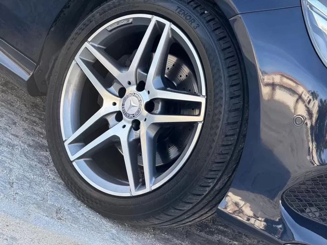 Mercedes-Benz E 250 2014 - 17999 EUR, 250000 km - AUTO.MOTO.pt - 250000km - foto 18 de 27