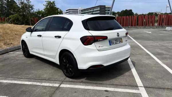 Fiat Tipo 2019 - 8990 EUR, 163458 km - AUTO.MOTO.pt - 163458km - foto 3 de 12