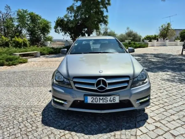 Mercedes-Benz C 220 2012 - 14900 EUR, 290081 km - AUTO.MOTO.pt - 290081km - foto 3 de 36