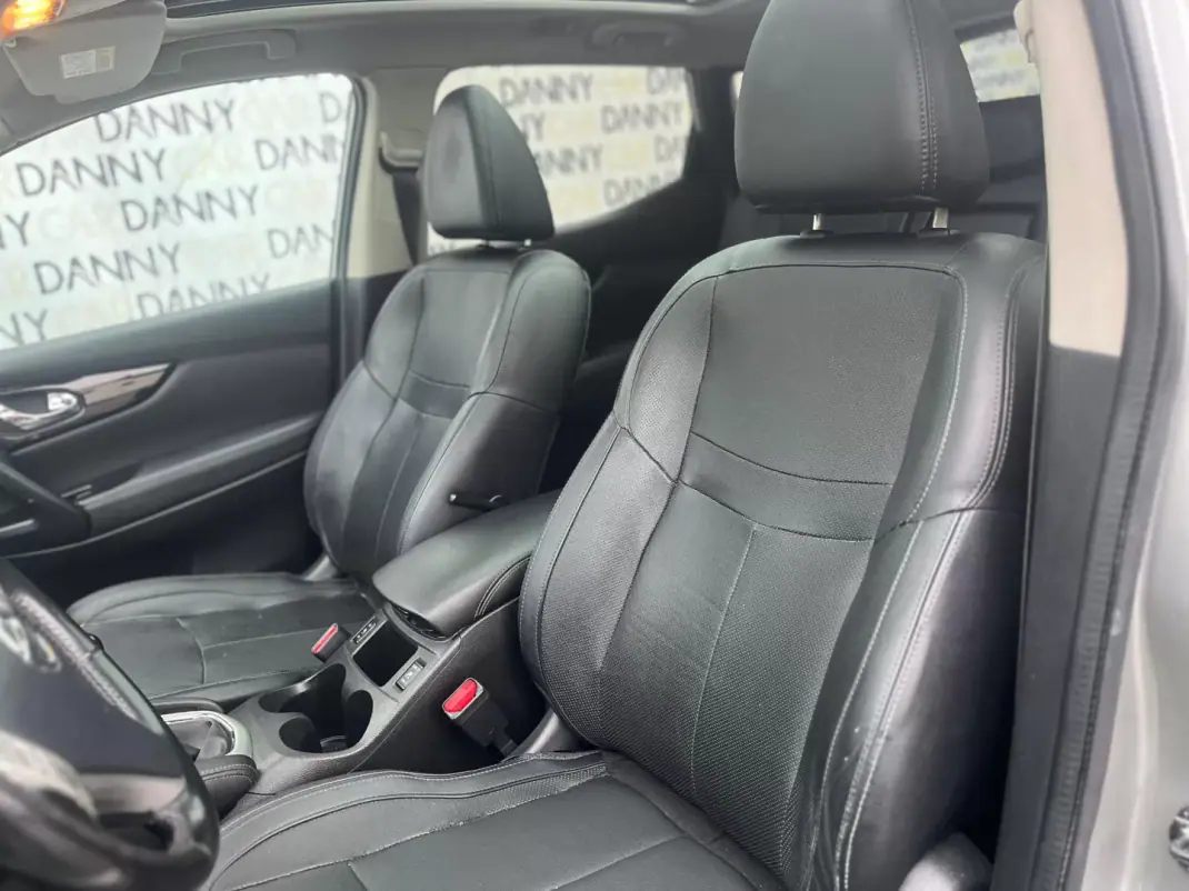 Nissan Qashqai 2016 - 16490 EUR, 156000 km - AUTO.MOTO.pt - 156000km - foto 5 de 13