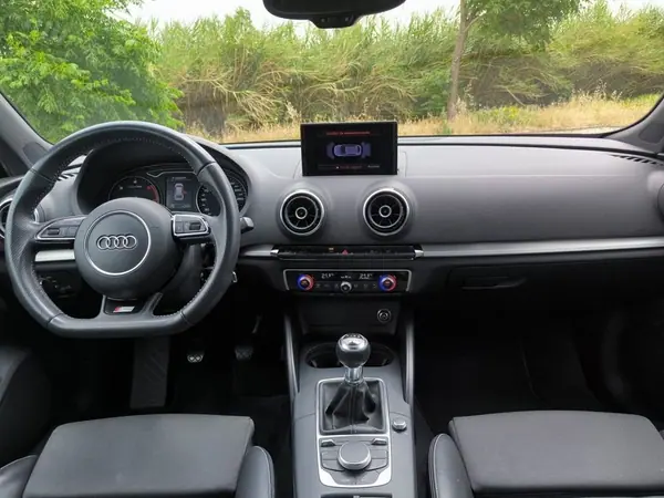 Audi A3 Sportback 2013 - 14950 EUR, 255105 km - AUTO.MOTO.pt - 255105km - foto 6 de 60