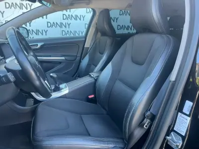 Volvo V60 2017 — foto 4 de 14