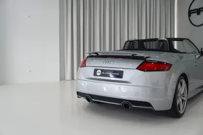 Audi TT Roadster 2015 - 33950 EUR, 151742 km - 151742km - foto 23 de 55