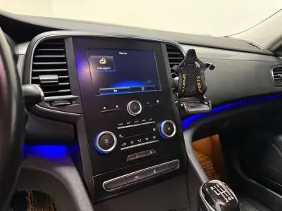 Renault Talisman Sport Tourer 2016 - 10250 EUR, 228000 km - AUTO.MOTO.pt - 228000km - foto 14 de 23