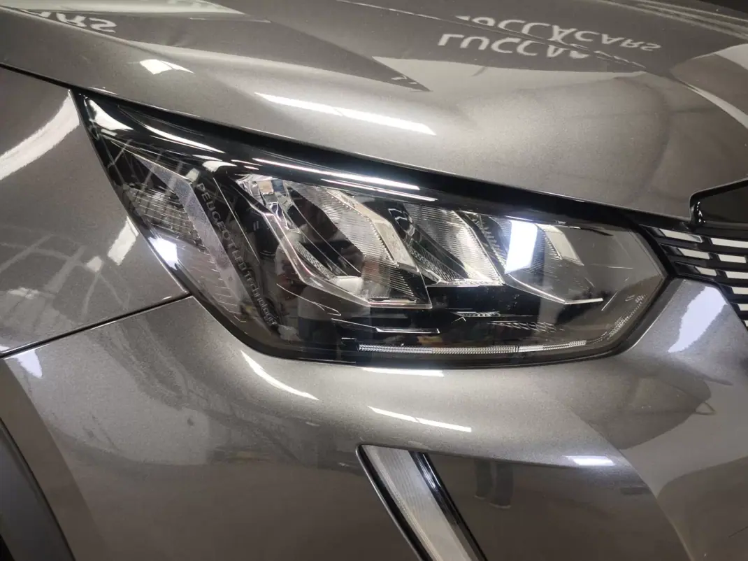 Peugeot 2008 2023 - 18450 EUR, 78833 km - AUTO.MOTO.pt - 78833km - foto 17 de 31