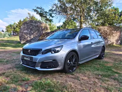 Peugeot 308 SW 2021 — foto 2 de 22