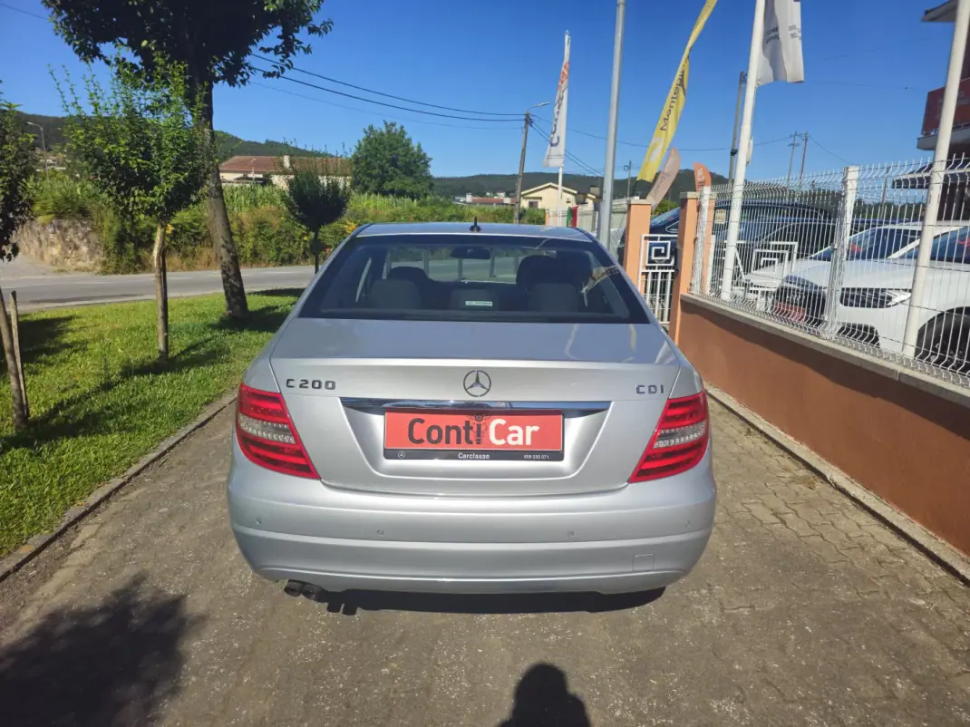 Mercedes-Benz C 200 2012 - 11990 EUR, 201378 km - 201378km - foto 5 de 12