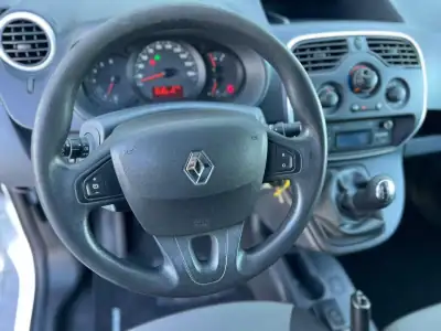 Renault KANGOO MAXI 1.5 DCI BUSINESS S/S 2018 - 14500 EUR, 101052 km - AUTO.MOTO.pt - 101052km - foto 10 de 14