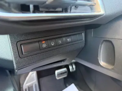 Peugeot 3008 2020 — photo 5 of 21