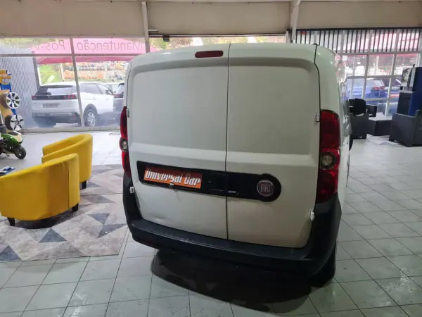 Fiat Doblo 2012 - 5900 EUR, 313000 km - AUTO.MOTO.pt - 313000km - foto 4 de 16