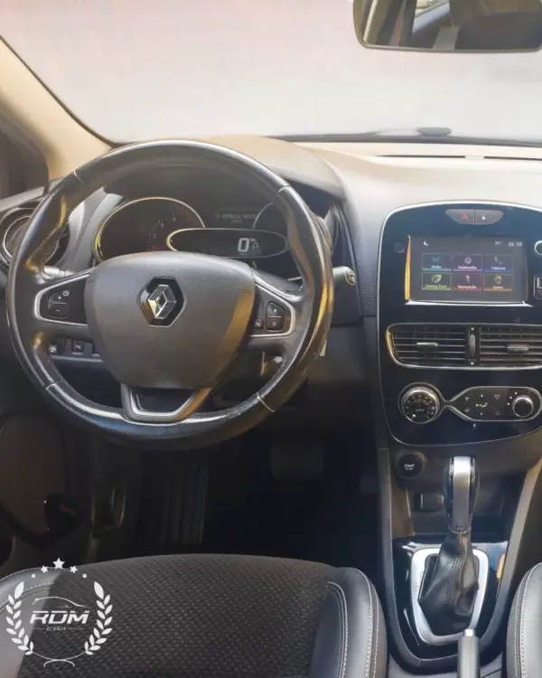 Renault Clio Sport Tourer 2017 - 9850 EUR, 169000 km - 169000km - foto 6 de 8