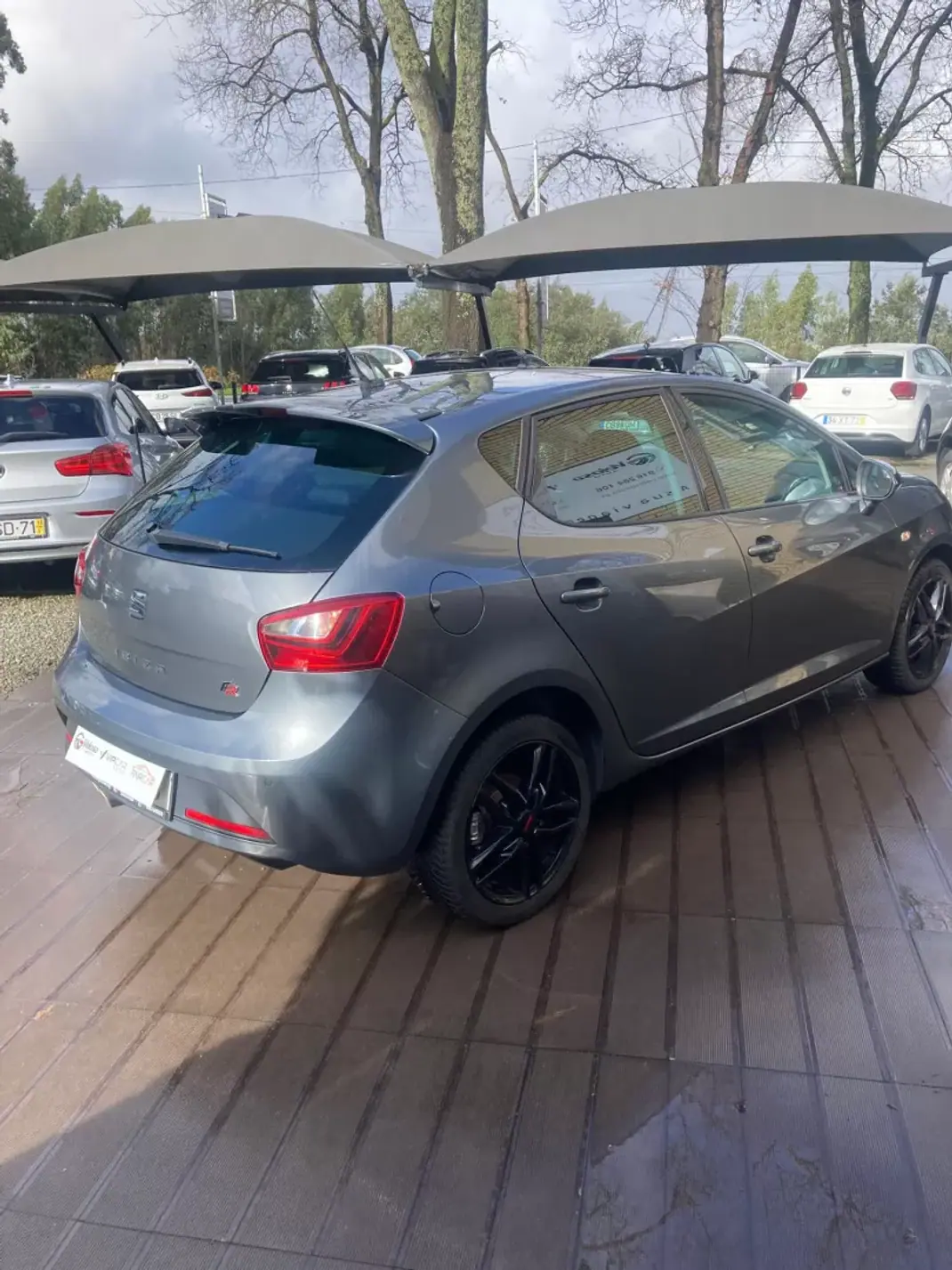 SEAT Ibiza 2016 - 13900 EUR, 118800 km - AUTO.MOTO.pt - 118800km - foto 6 de 24
