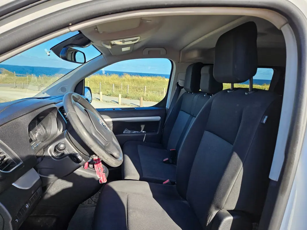 Toyota Proace Verso 2022 - 28500 EUR, 164237 km - AUTO.MOTO.pt - 164237km - foto 4 de 4