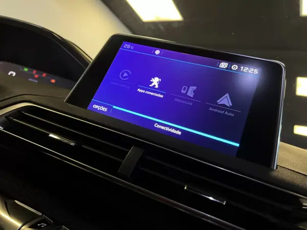 Peugeot 3008 2019 - 12990 EUR, 115000 km - AUTO.MOTO.pt - 115000km - foto 26 de 43
