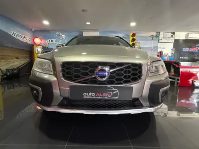 Volvo XC 70 2015 - 14990 EUR, 215301 km - AUTO.MOTO.pt - 215301km - foto 2 de 19