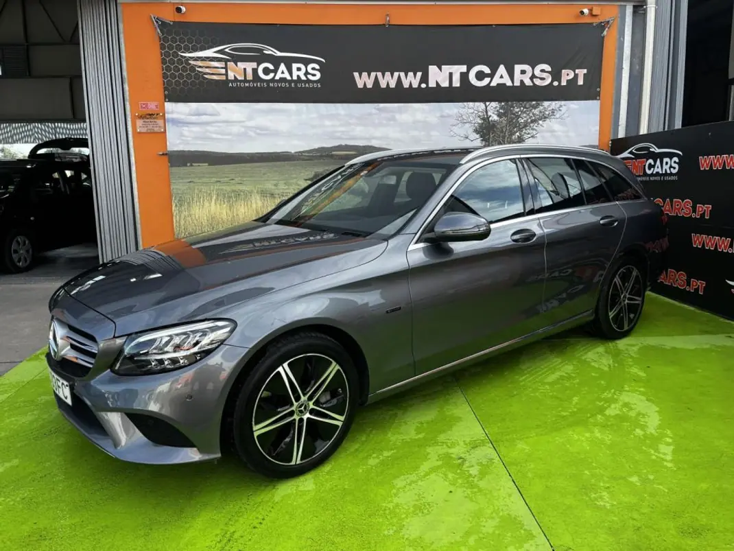 Mercedes-Benz C 300 2020 - 34900 EUR, 159000 km - AUTO.MOTO.pt - 159000km - foto 1 de 27