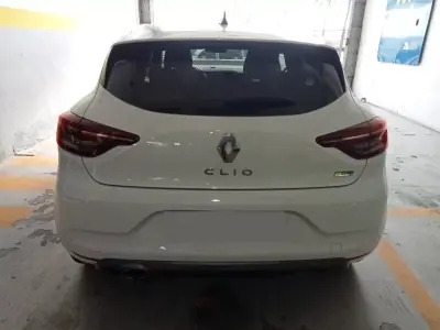 Renault Clio 2020 - 16800 EUR, 101469 km - AUTO.MOTO.pt - 101469km - foto 5 de 14