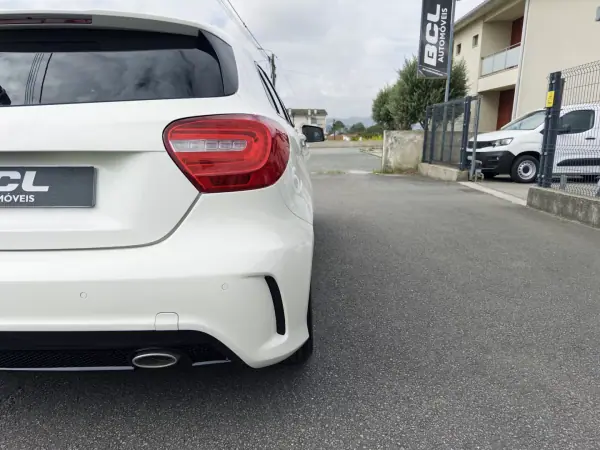 Mercedes-Benz A 180 2015 - 16990 EUR, 131000 km - AUTO.MOTO.pt - 131000km - foto 10 de 35