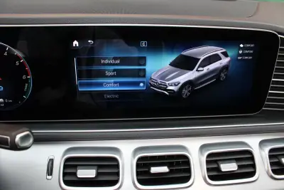 Mercedes-Benz GLE 350 2020 - 58000 EUR, 134518 km - AUTO.MOTO.pt - 134518km - foto 40 de 60