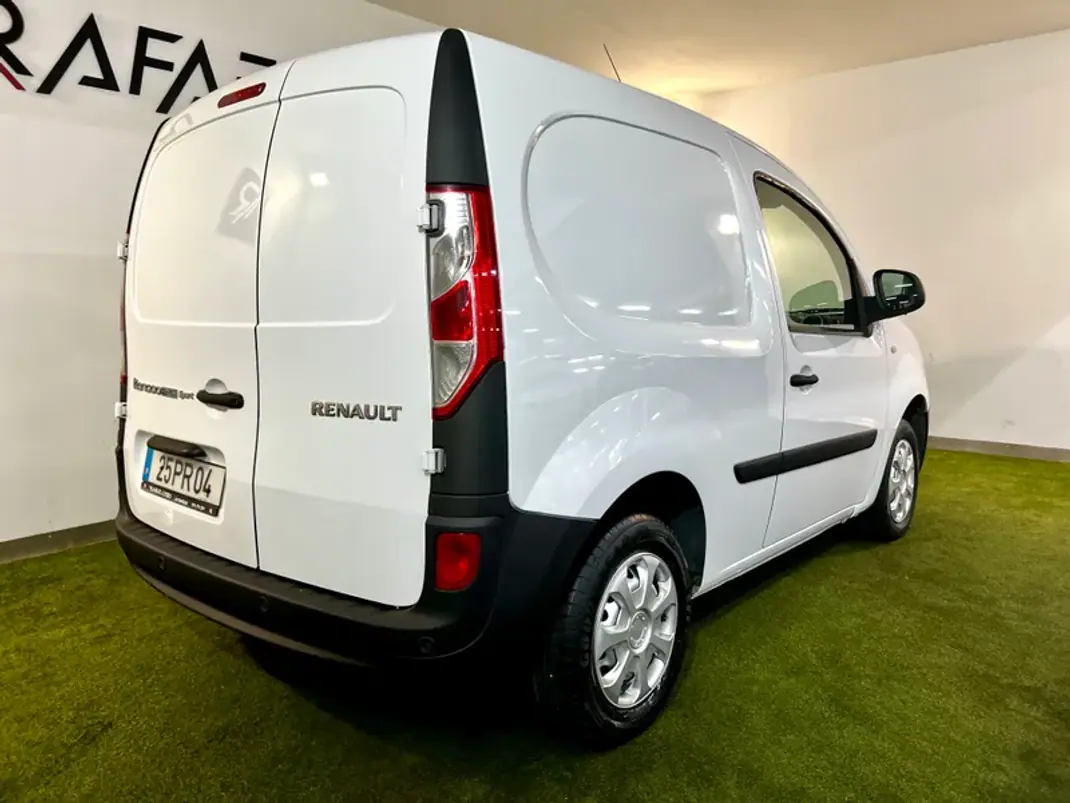 Renault KANGOO EXPRESS 1.5 DCI BUSINESS 3 L S/S 2015 - 7700 EUR, 226000 km - AUTO.MOTO.pt - 226000km - foto 9 de 23