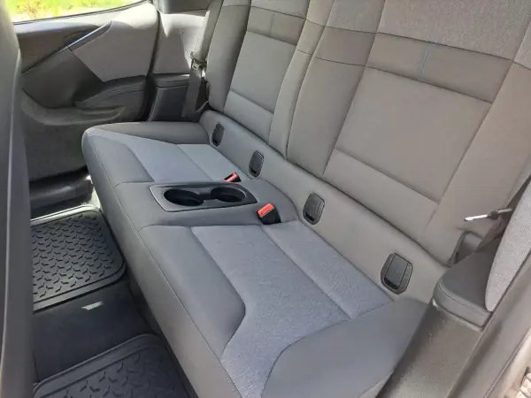 BMW i3 2019 - 28500 EUR, 89000 km - AUTO.MOTO.pt - 89000km - foto 17 de 45