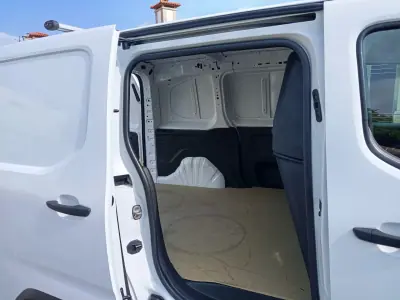 Citroën Berlingo 2020 - 10990 EUR, 82194 km - AUTO.MOTO.pt - 82194km - foto 9 de 18