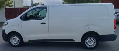 Citroën Jumpy 2018 - 13900 EUR, 151160 km - AUTO.MOTO.pt - 151160km - foto 6 de 17