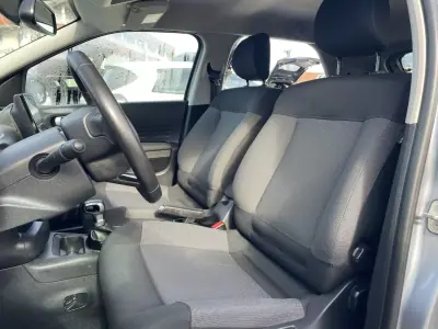 Citroën C4 Cactus 2019 - 12995 EUR, 70182 km - AUTO.MOTO.pt - 70182km - foto 12 de 37