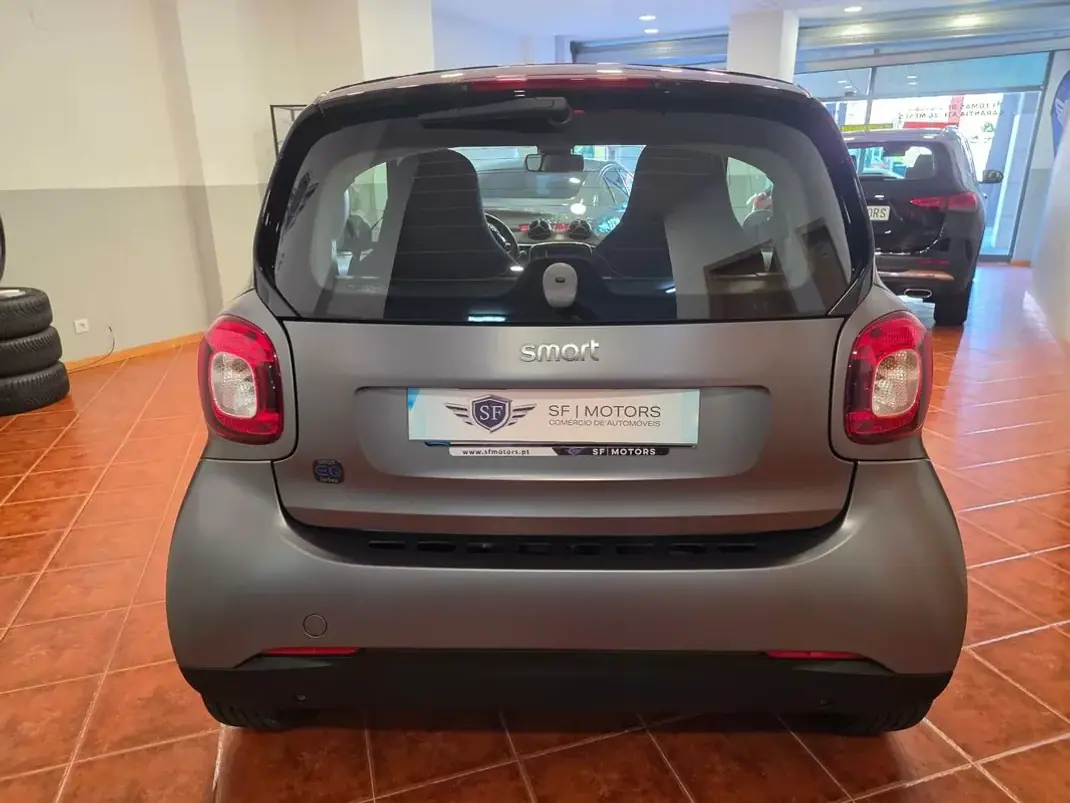 Smart ForTwo Coupé 2018 - 11280 EUR, 51580 km - 51580km - foto 6 de 29