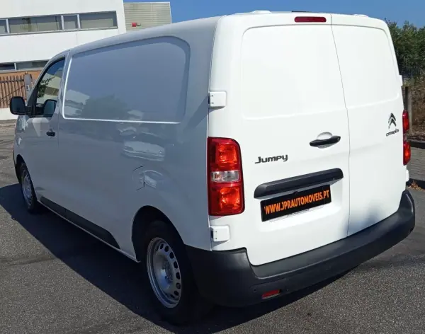 Citroën Jumpy 2021 - 15990 EUR, 89700 km - AUTO.MOTO.pt - 89700km - foto 7 de 20
