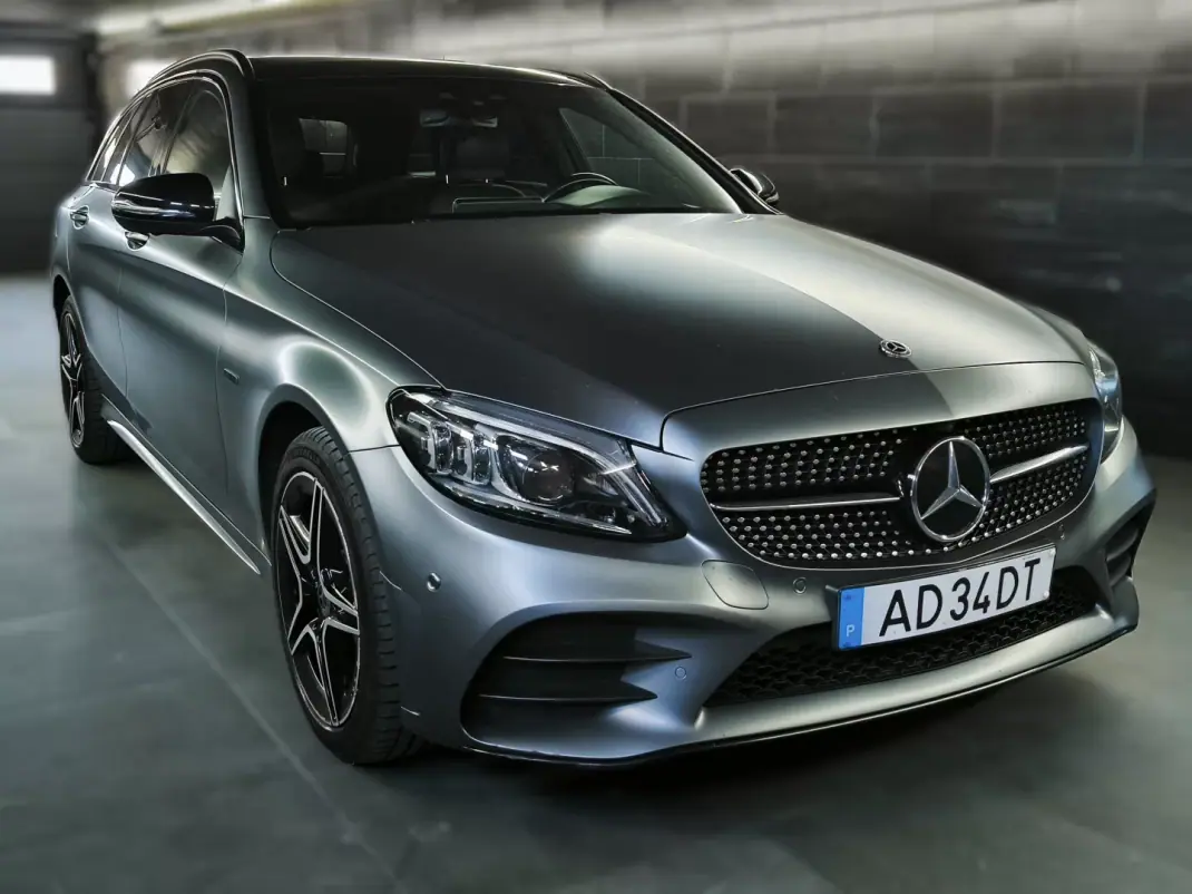 Mercedes-Benz C 300 2020 - 30950 EUR, 161000 km - AUTO.MOTO.pt - 161000km - foto 9 de 41