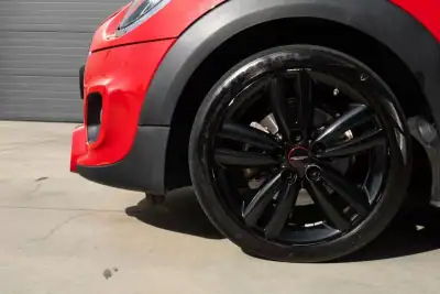 MINI Cooper 2021 - 25999 EUR, 94000 km - AUTO.MOTO.pt - 94000km - foto 11 de 38