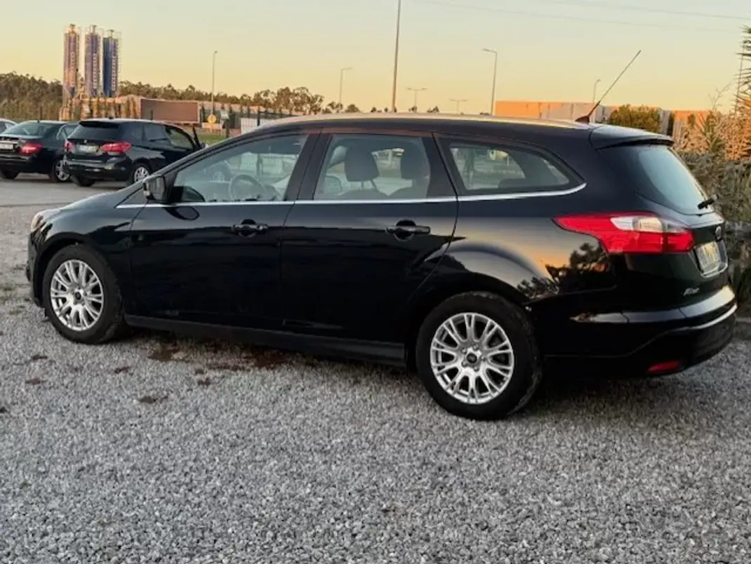 Ford 2011 - 8250 EUR, 224000 km - 224000km - foto 6 de 29