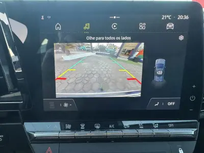 Renault Mégane E-Tech 2022 - 22500 EUR, 96000 km - AUTO.MOTO.pt - 96000km - foto 12 de 44