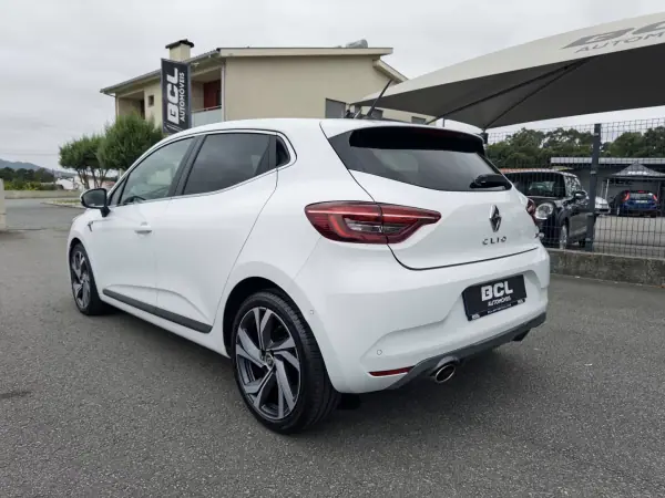 Renault Clio 2020 - 14990 EUR, 113000 km - AUTO.MOTO.pt - 113000km - foto 4 de 38