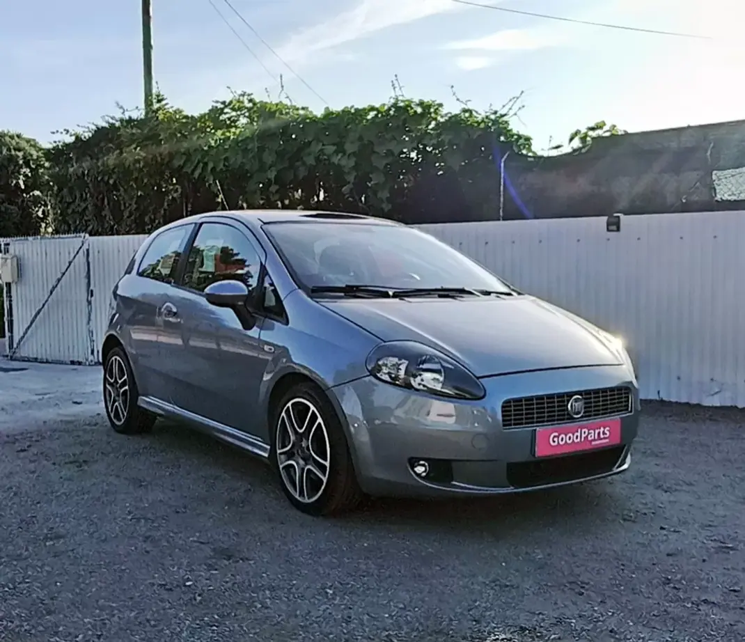 Fiat Grande Punto 2009 - 3950 EUR, 240503 km - 240503km - foto 10 de 26