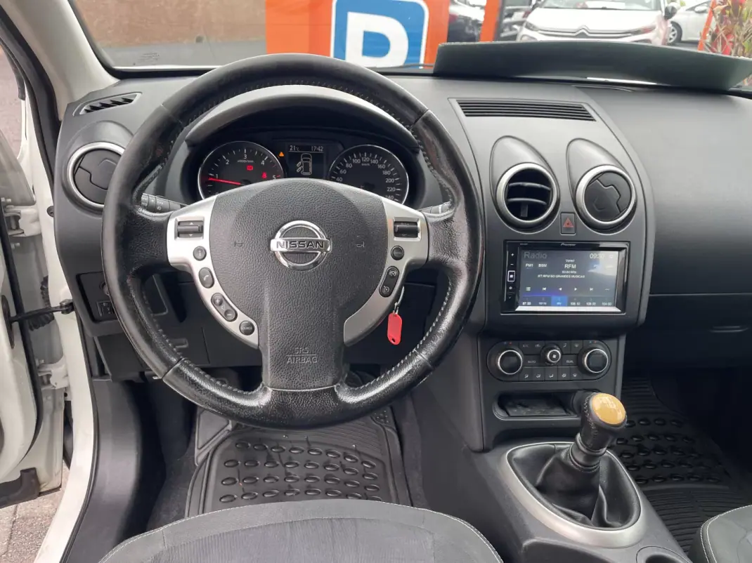 Nissan Qashqai 2011 - 10950 EUR, 178609 km - AUTO.MOTO.pt - 178609km - foto 10 de 12