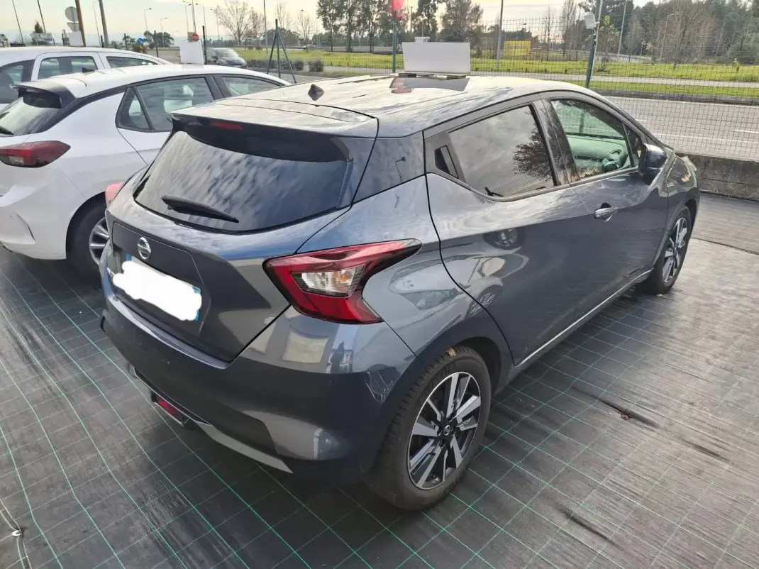 Nissan Micra 2018 - 12950 EUR, 142000 km - AUTO.MOTO.pt - 142000km - foto 7 de 11