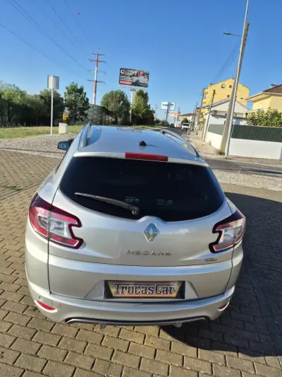 Renault Mégane Sport Tourer 2013 - 7990 EUR, 194177 km - AUTO.MOTO.pt - 194177km - foto 7 de 26