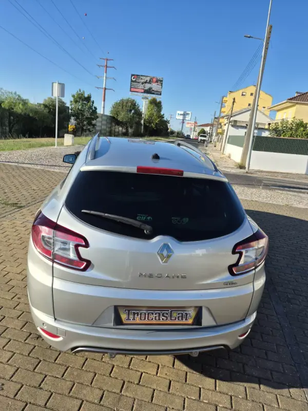 Renault Mégane Sport Tourer 2013 - 7990 EUR, 194177 km - AUTO.MOTO.pt - 194177km - foto 7 de 26