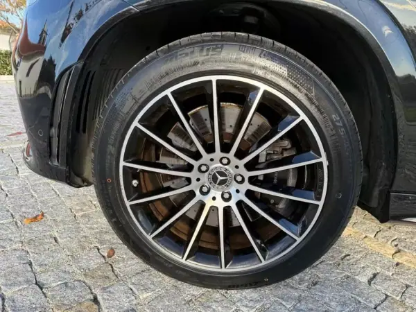 Mercedes-Benz GLE 350 2021 - 53999 EUR, 137500 km - AUTO.MOTO.pt - 137500km - foto 8 de 36