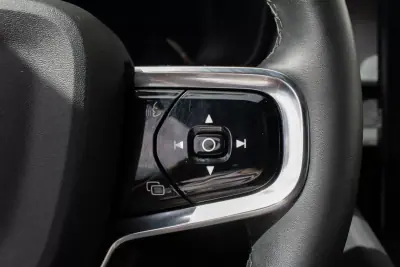 Polestar 2 2021 - 22500 EUR, 138000 km - AUTO.MOTO.pt - 138000km - foto 24 de 46